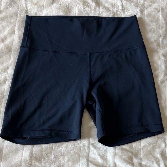 Lululemon Align High-Rise Shorts Navy Blue Size 10 - Picture 4 of 4